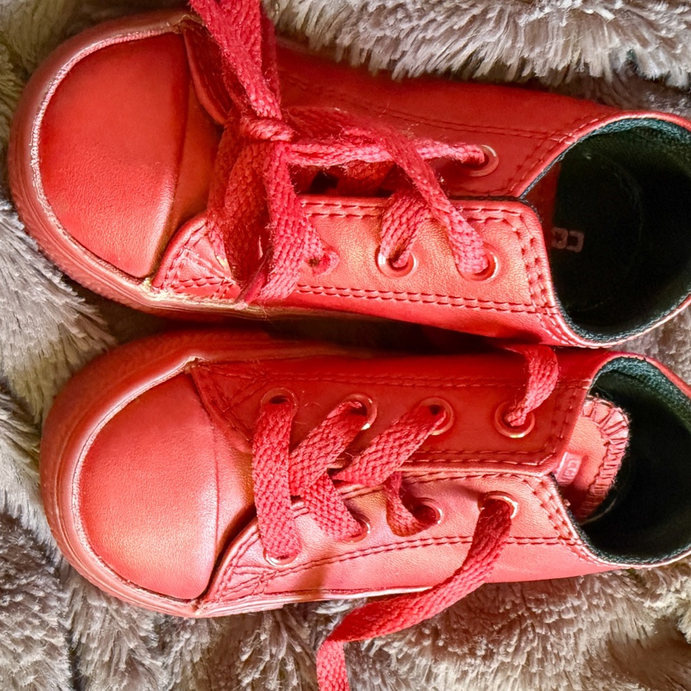 Red Converse